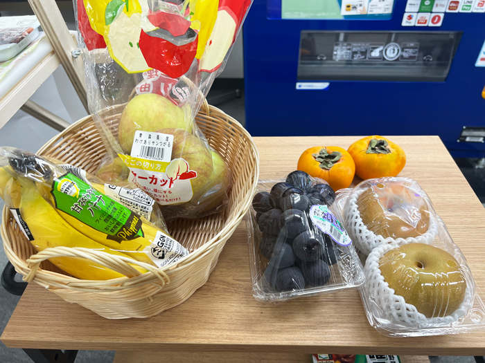 イベント会場に並んだフルーツ