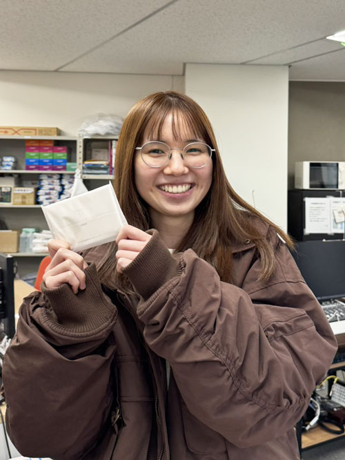 福引き大会で盛り上がる挑戦者