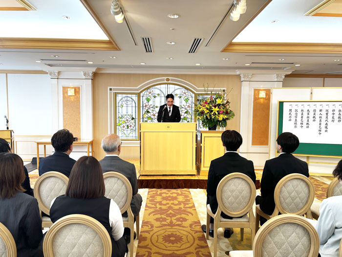 先輩社員祝辞