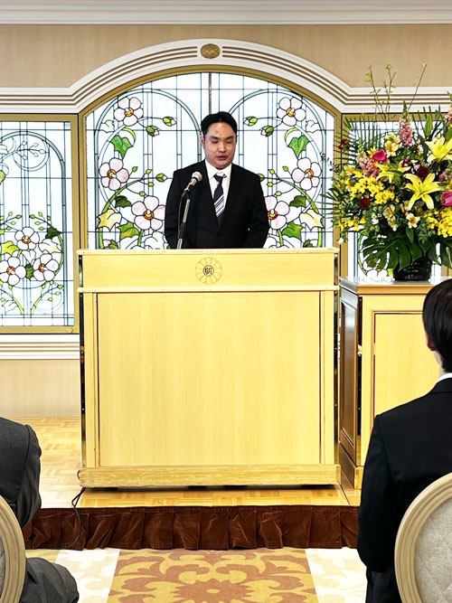 先輩社員祝辞